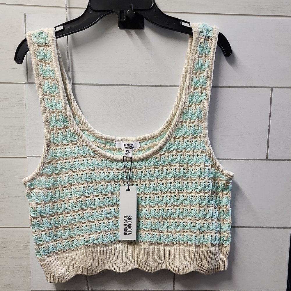 NWT BB Dakota STEVE Madden  Cream and Light Green Knit SweaterCrop Top